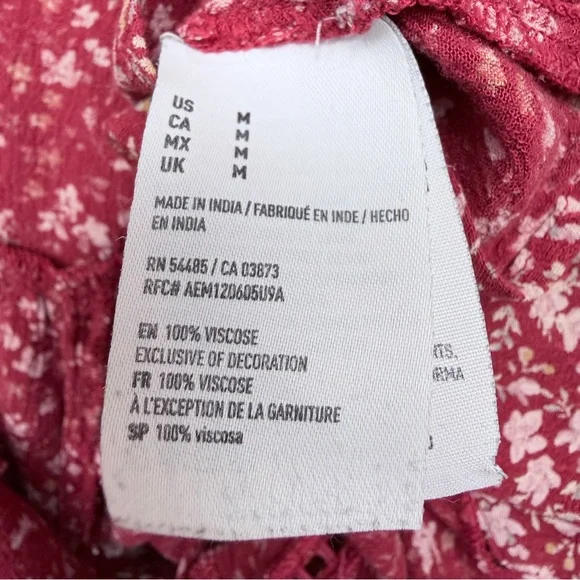 American Eagle Outfitters Red Floral Romper w/ pockets - Picture 11 of 12